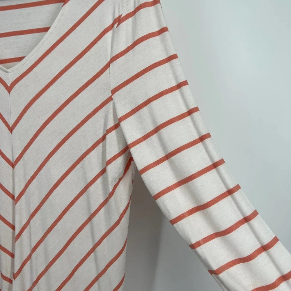 Chico's Size 1 or M Medium Stretchy Stripe Blouse Shirt Top Summer Fall Winter - Picture 2 of 6